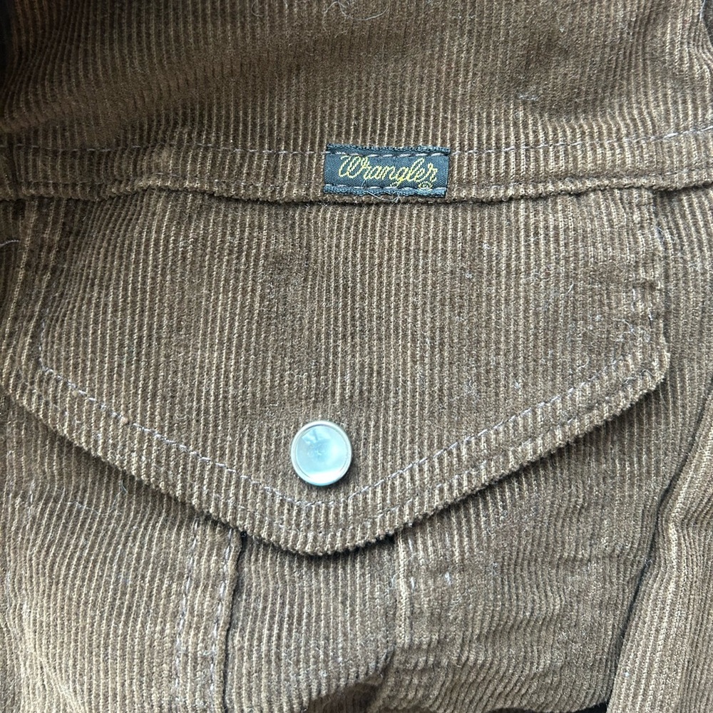 Vintage wrangler corduroy pearl snap, wrangler pearl snap, western pearl snap,